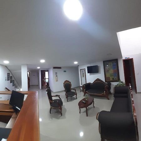 Hotel Jardin De Rosas Luaran gambar