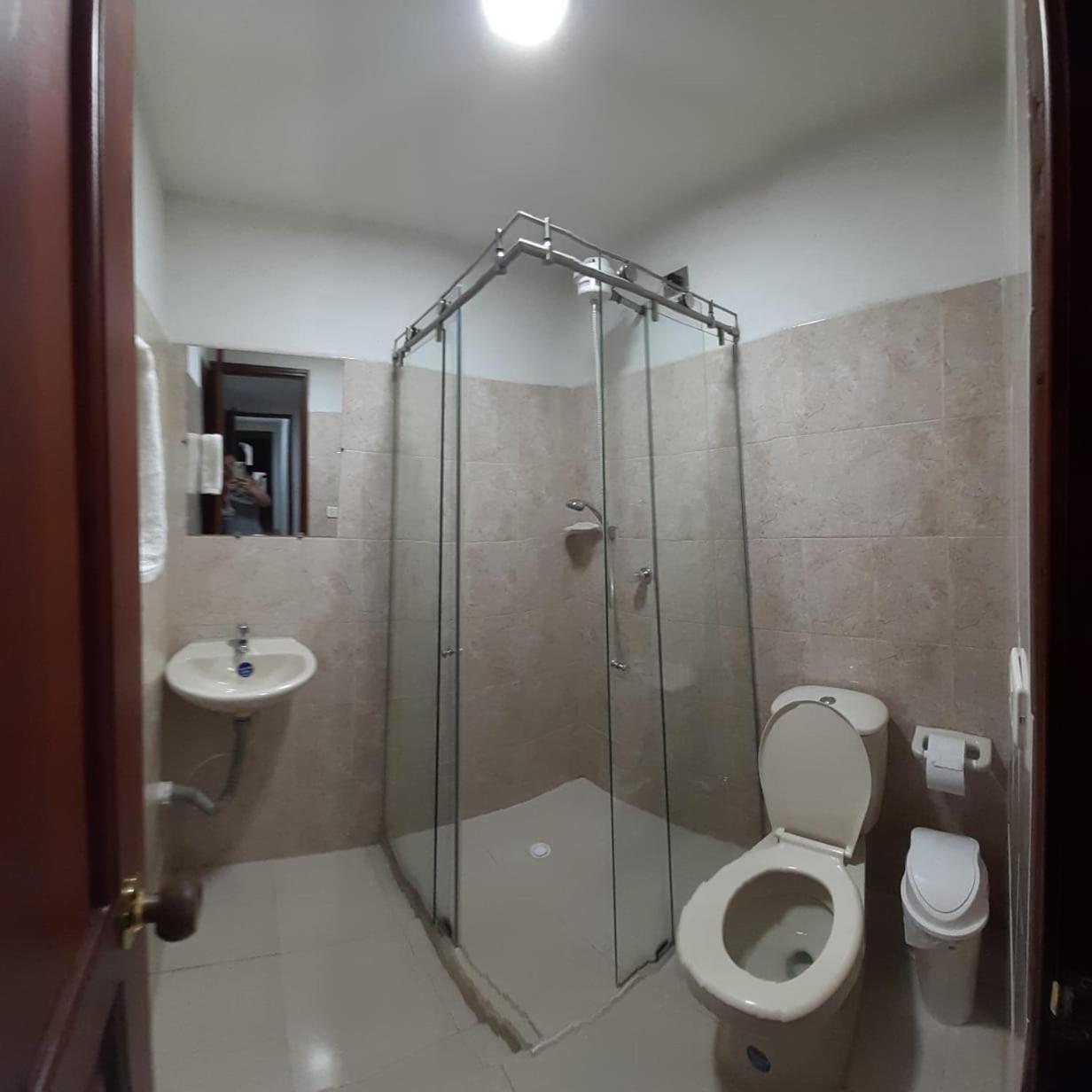 Hotel Jardin De Rosas Bilik gambar