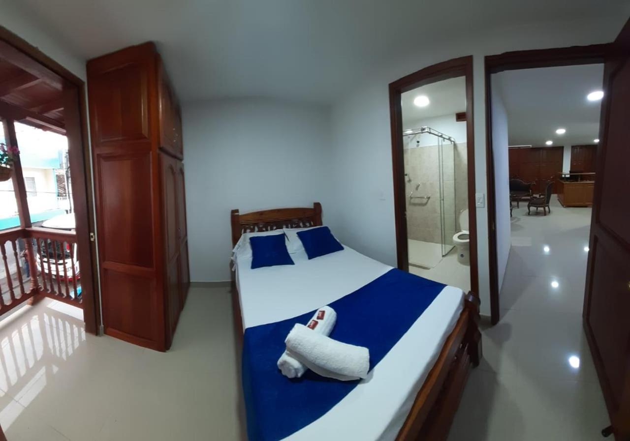 Hotel Jardin De Rosas Luaran gambar