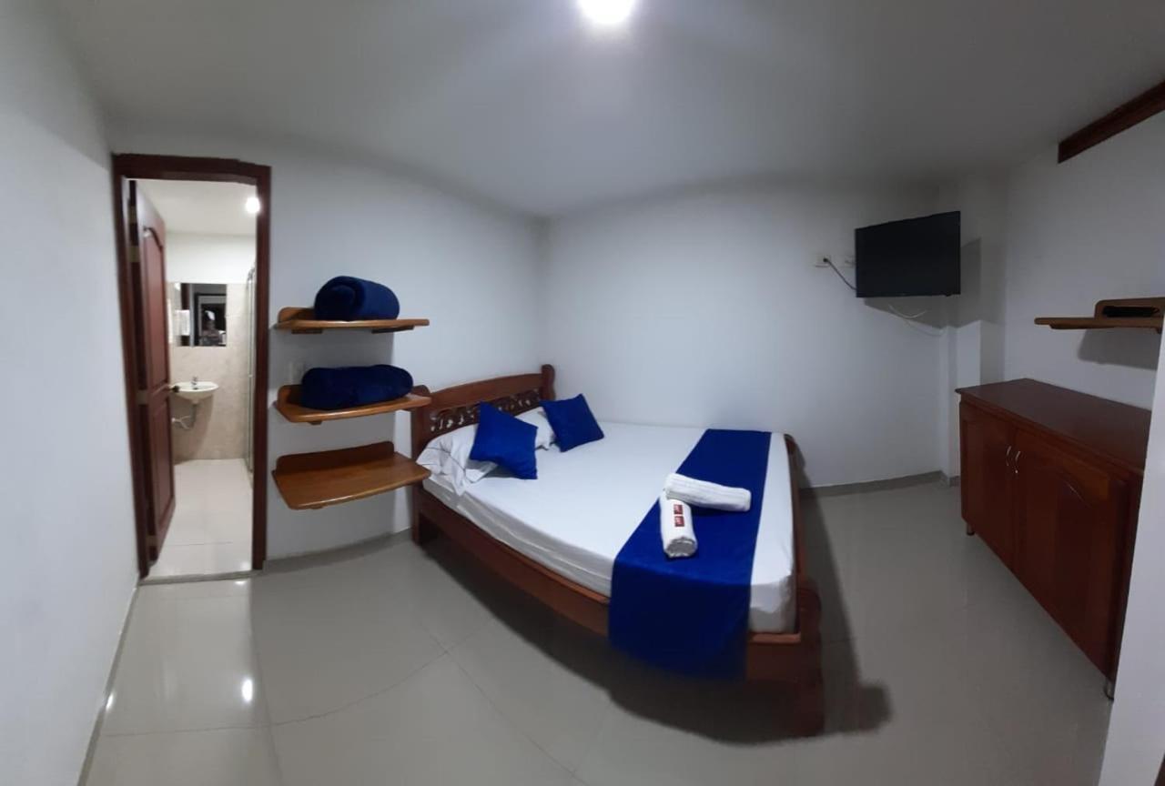 Hotel Jardin De Rosas Luaran gambar