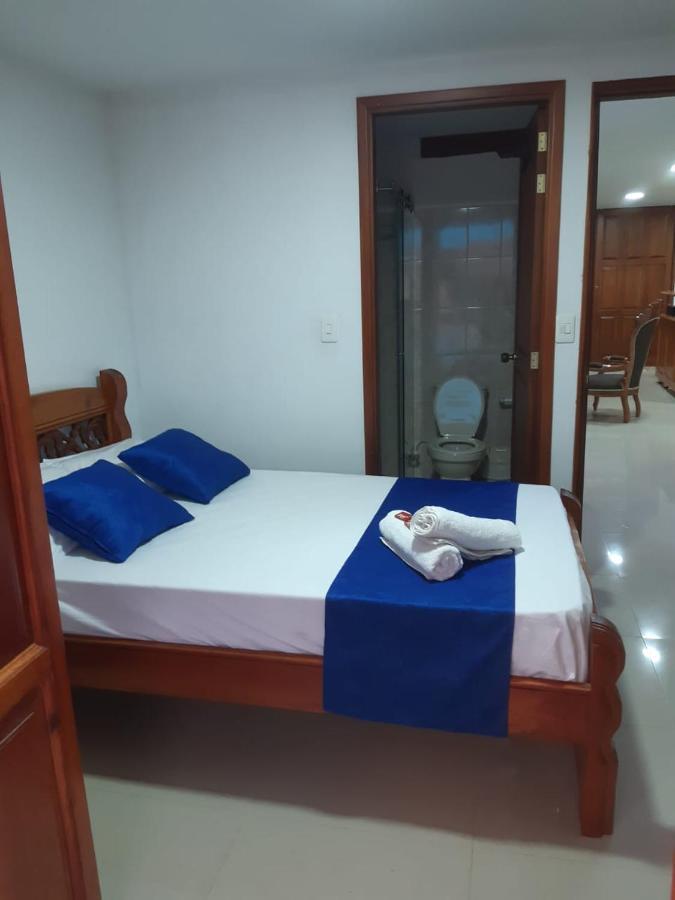 Hotel Jardin De Rosas Luaran gambar