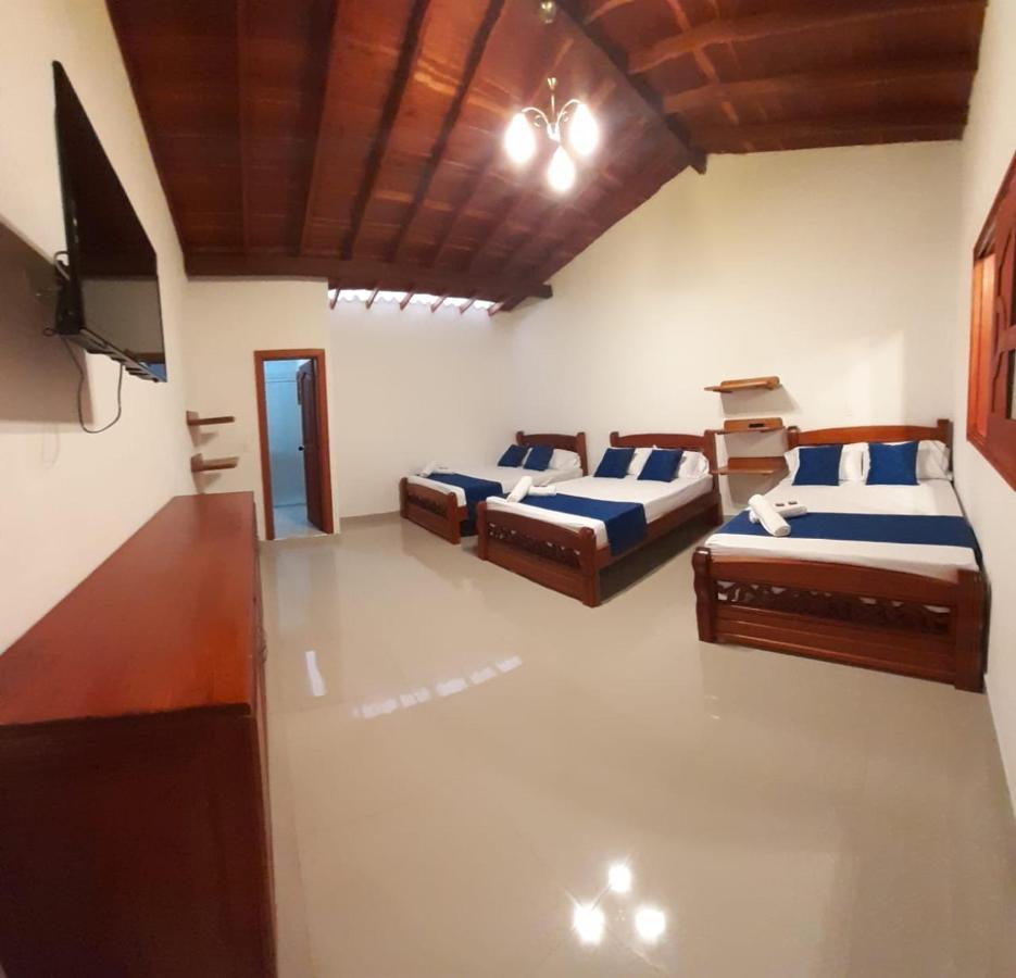 Hotel Jardin De Rosas Luaran gambar